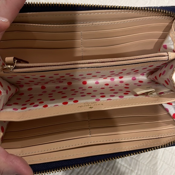 Kate Spade Wallet - Picture 2 of 3